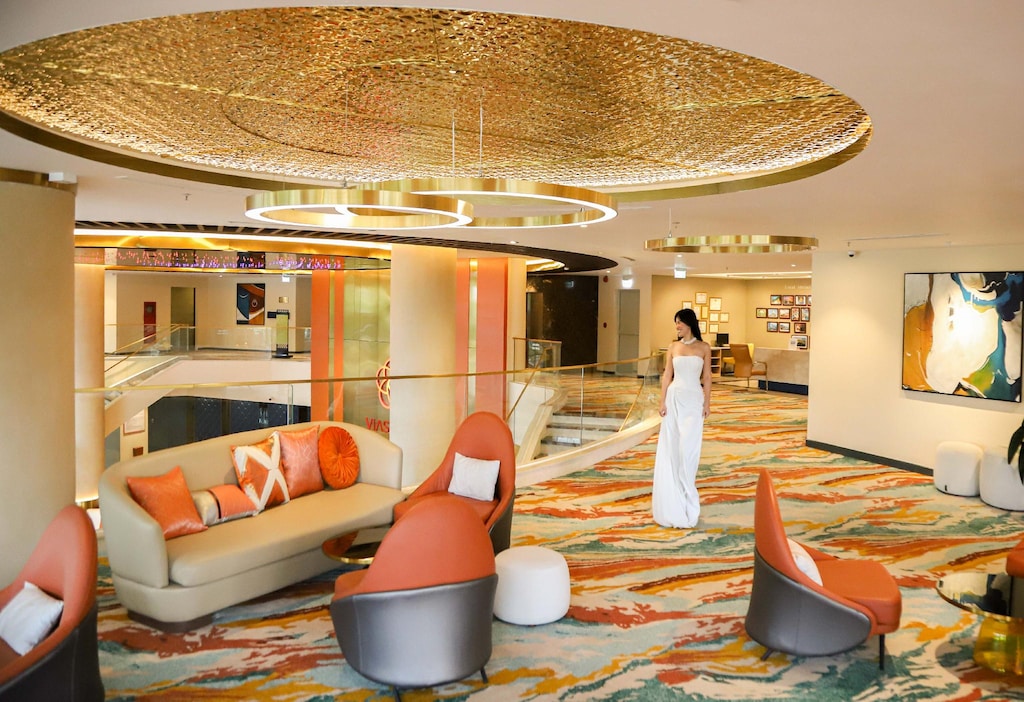 LOBBY%20LOUNGE%203.jpg