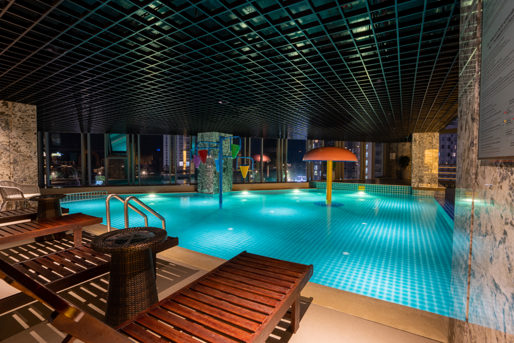 M-POOL-MALIBU-HOTEL-24.jpg